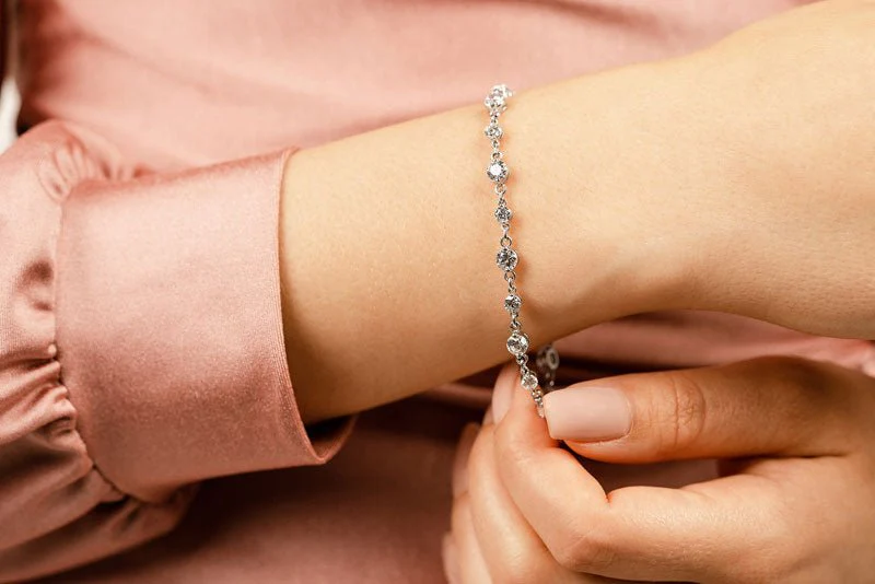 Alternating Diamond And Chain Link Lab-Grown Diamond Bracelet with 2.20 ct.(finished) 2.5mm, 3.5mm - Image 4