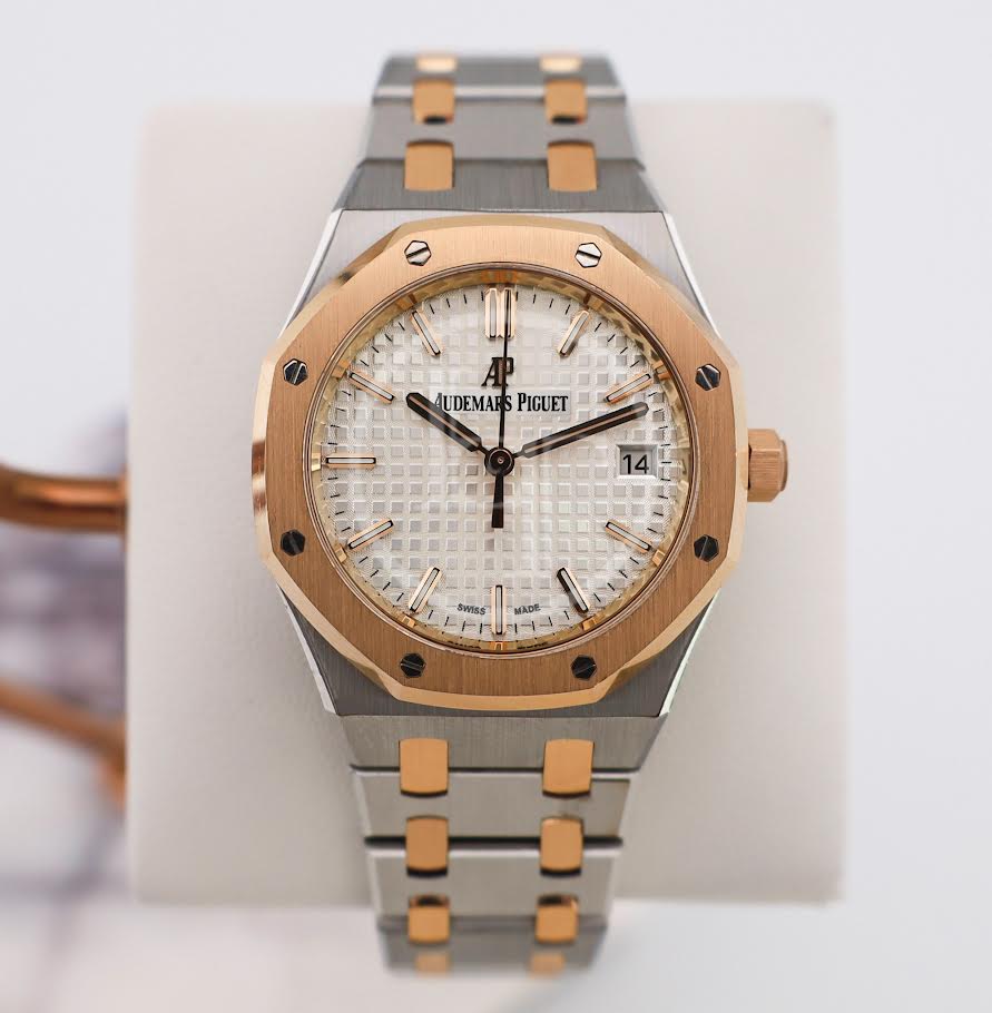 Audemars Piguet Royal Oak 34mm Stainless Steel Rose Gold Bezel Silver Dial - 77350SR.OO.1261SR.01 - Image 2