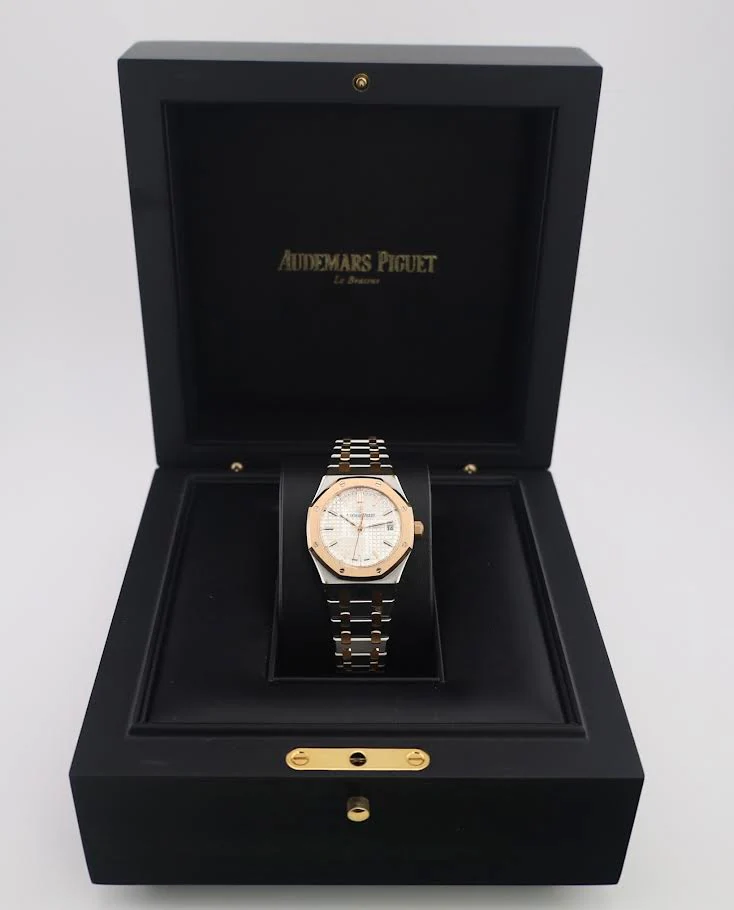 Audemars Piguet Royal Oak 34mm Stainless Steel Rose Gold Bezel Silver Dial - 77350SR.OO.1261SR.01 - Image 4