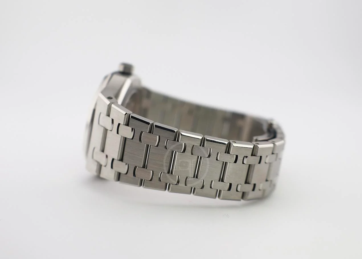 Audemars Piguet Royal Oak 34mm Stainless Steel Silver Dial - 77350ST.OO.1261ST.01 - Image 7