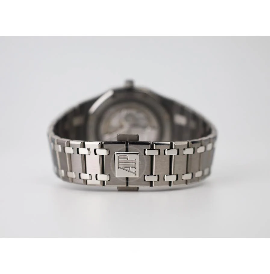 Audemars Piguet Royal Oak 41mm Perpetual Calendar Ultra-Thin Titanium Platinum Bezel Blue Dial - 26586IP.OO.1240IP.01 - Image 10