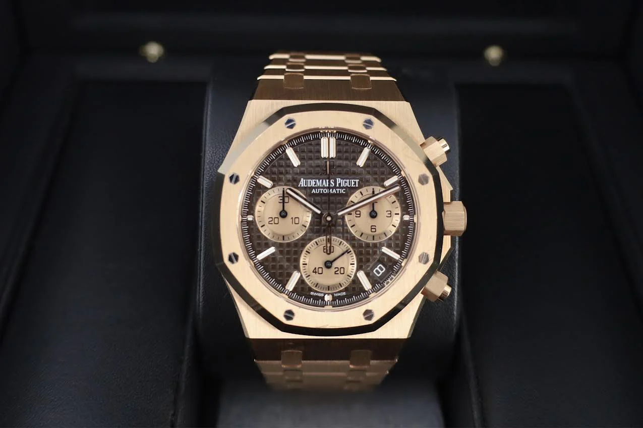 Audemars Piguet Royal Oak 41mm Selfwinding Chronograph Rose Gold Brown Dial Bracelet - 26239OR.OO.1220OR.02 - Image 2