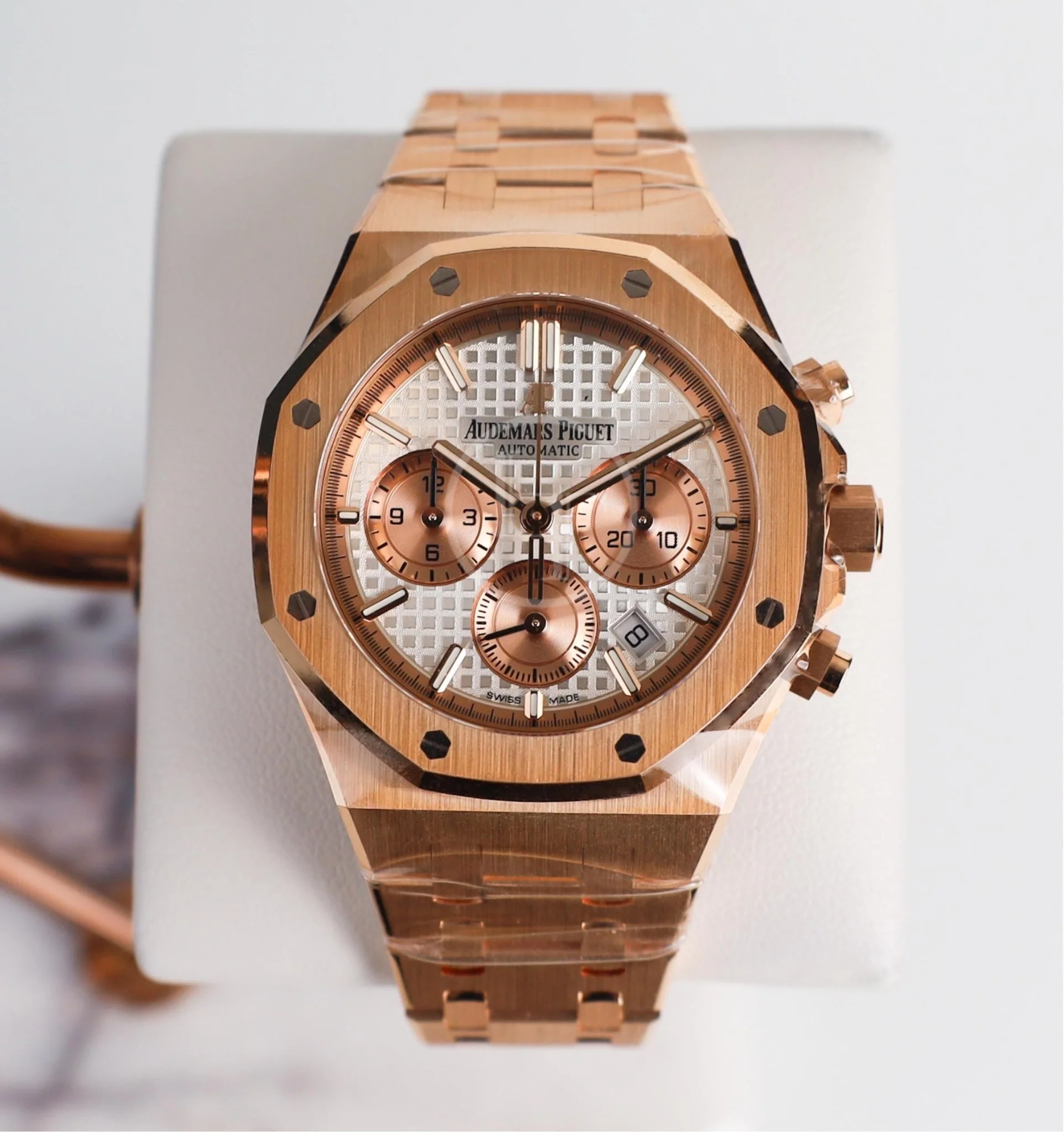 Audemars Piguet Royal Oak Chronograph Rose Gold 38mm Silver Dial 26315OR.OO.1256OR.01 - Image 2