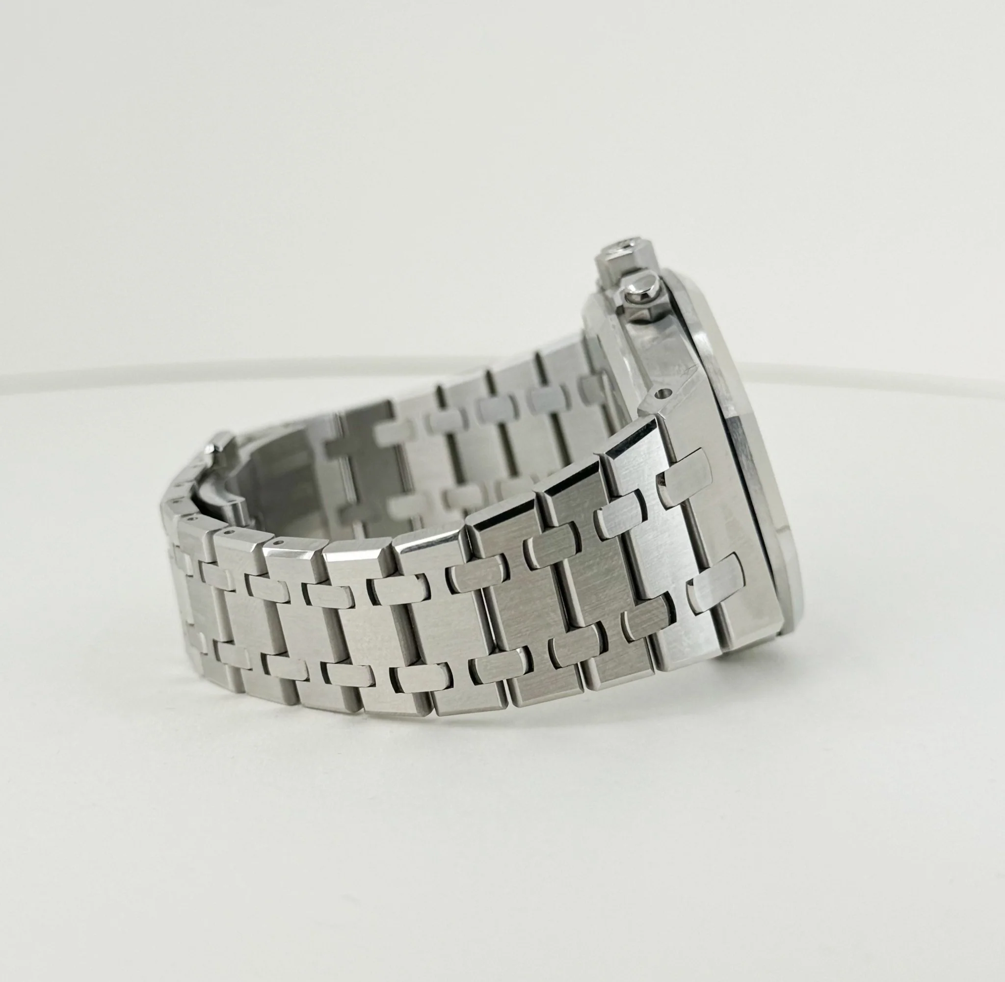 Audemars Piguet Royal Oak Chronograph Watch-Silver Dial 38mm-26315ST.OO.1256ST.01 - Image 4