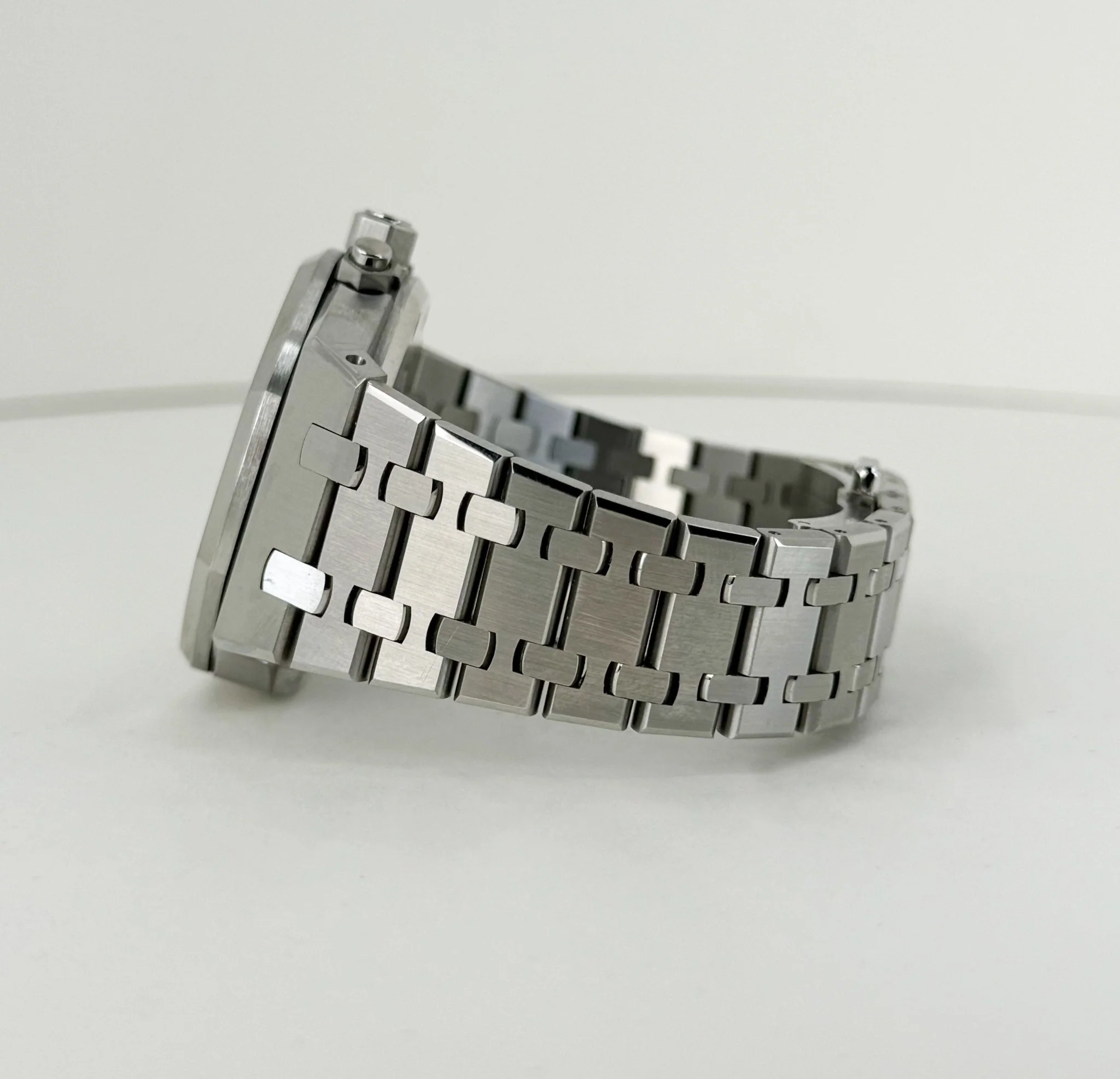 Audemars Piguet Royal Oak Chronograph Watch-Silver Dial 38mm-26315ST.OO.1256ST.01 - Image 5