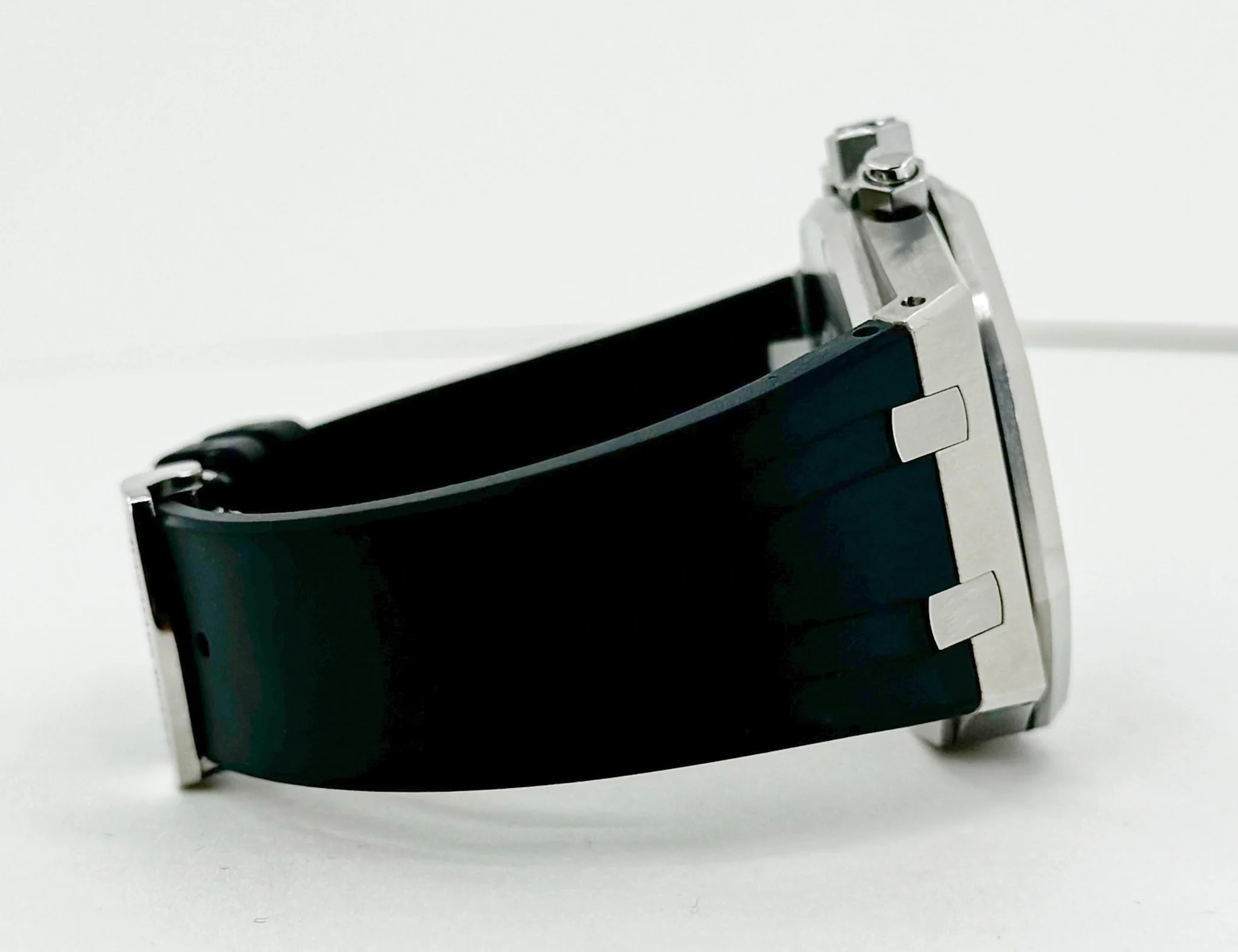 Audemars Piguet Royal Oak Chronograph Watch - Silver Toned - Dial 41mm - 26326ST.OO.D027CA.01 - Image 6
