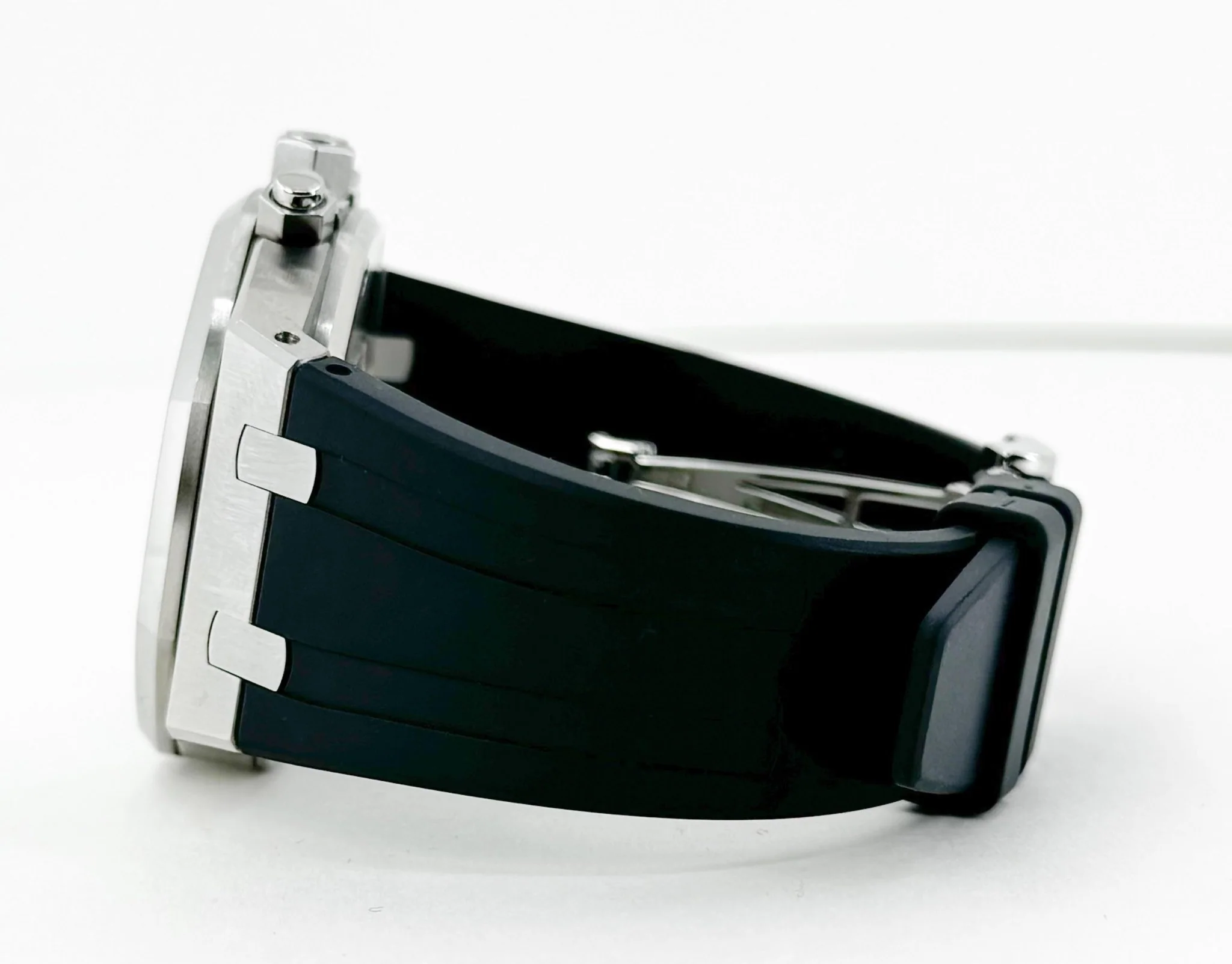 Audemars Piguet Royal Oak Chronograph Watch - Silver Toned - Dial 41mm - 26326ST.OO.D027CA.01 - Image 7