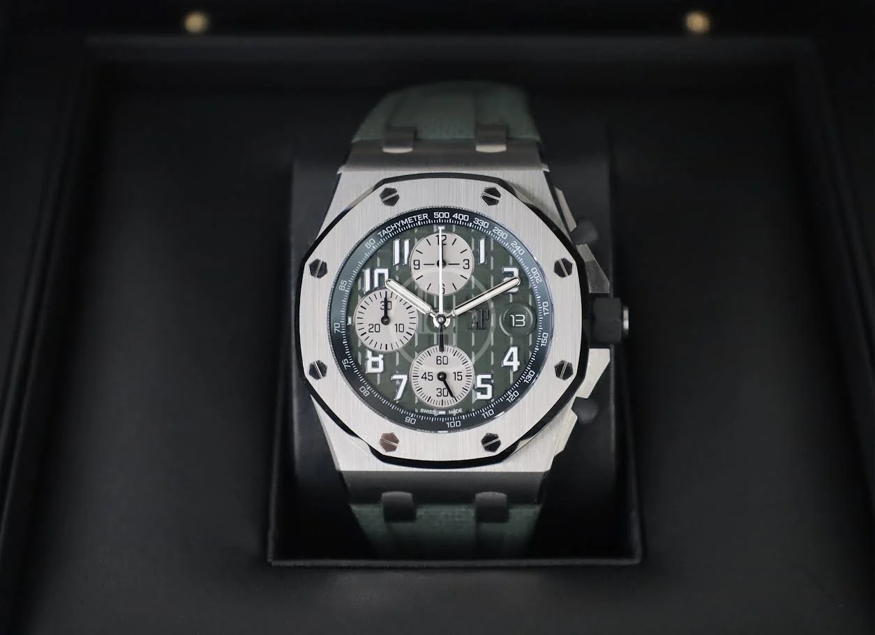 Audemars Piguet Royal Oak Offshore 42mm Chronograph Titanium Green | 26238TI.OO.A056CA.01 - Image 3