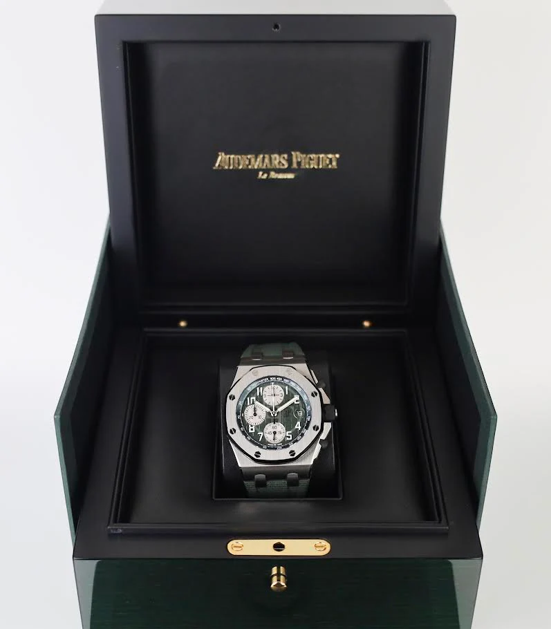 Audemars Piguet Royal Oak Offshore 42mm Chronograph Titanium Green | 26238TI.OO.A056CA.01 - Image 4