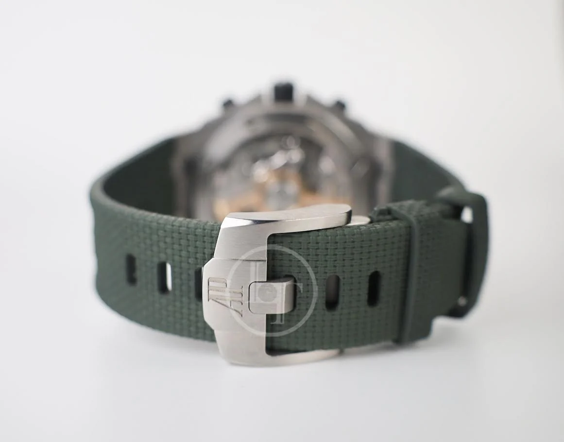 Audemars Piguet Royal Oak Offshore 42mm Chronograph Titanium Green | 26238TI.OO.A056CA.01 - Image 8