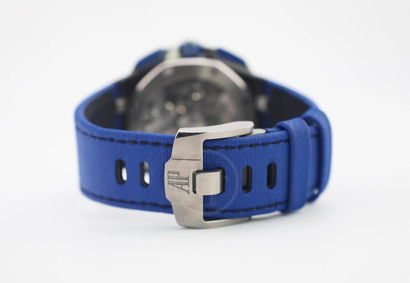 Audemars Piguet Royal Oak Offshore 43mm Chronograph Ceramic Blue | 26420CE.OO.A043VE.01 - Image 10