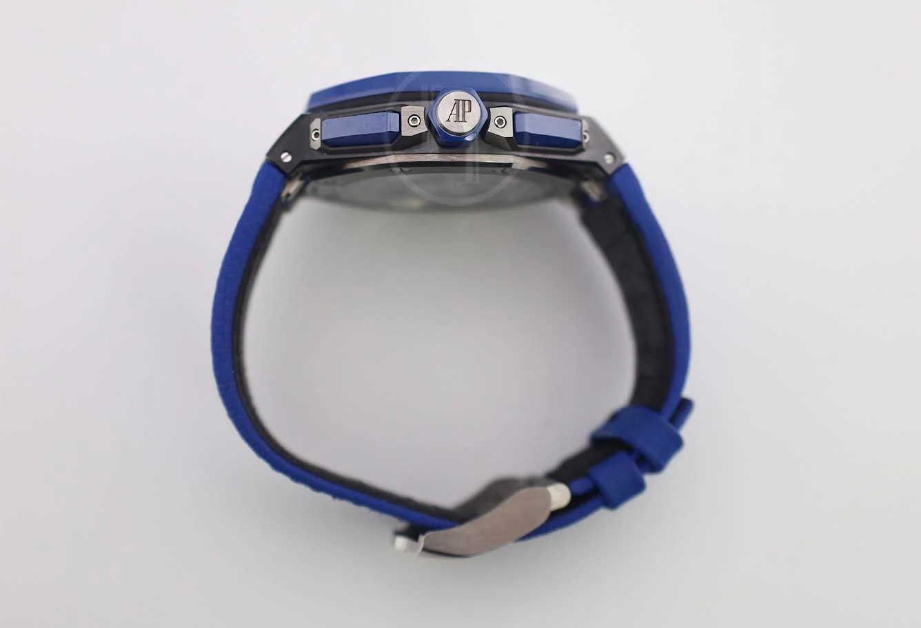 Audemars Piguet Royal Oak Offshore 43mm Chronograph Ceramic Blue | 26420CE.OO.A043VE.01 - Image 8