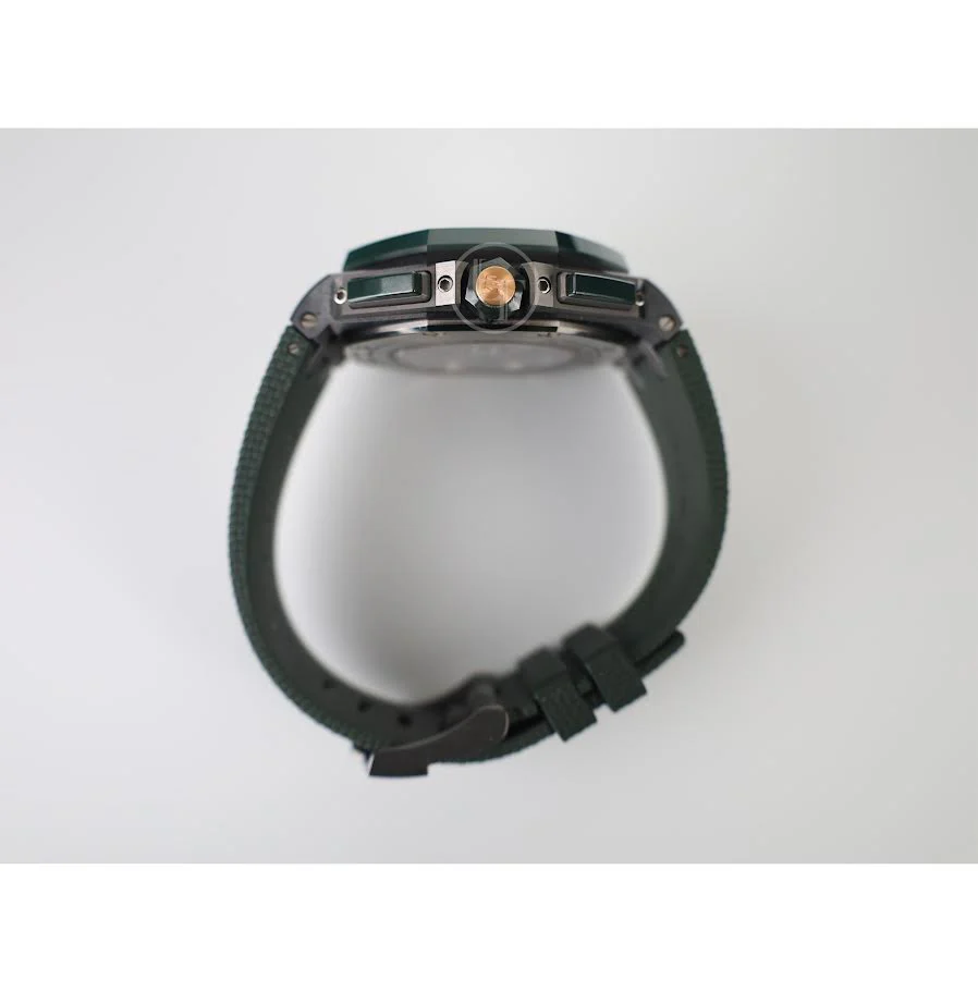 Audemars Piguet Royal Oak Offshore 44mm Chronograph Ceramic Green Bezel 26405CE.OO.A056CA.01 - Image 8