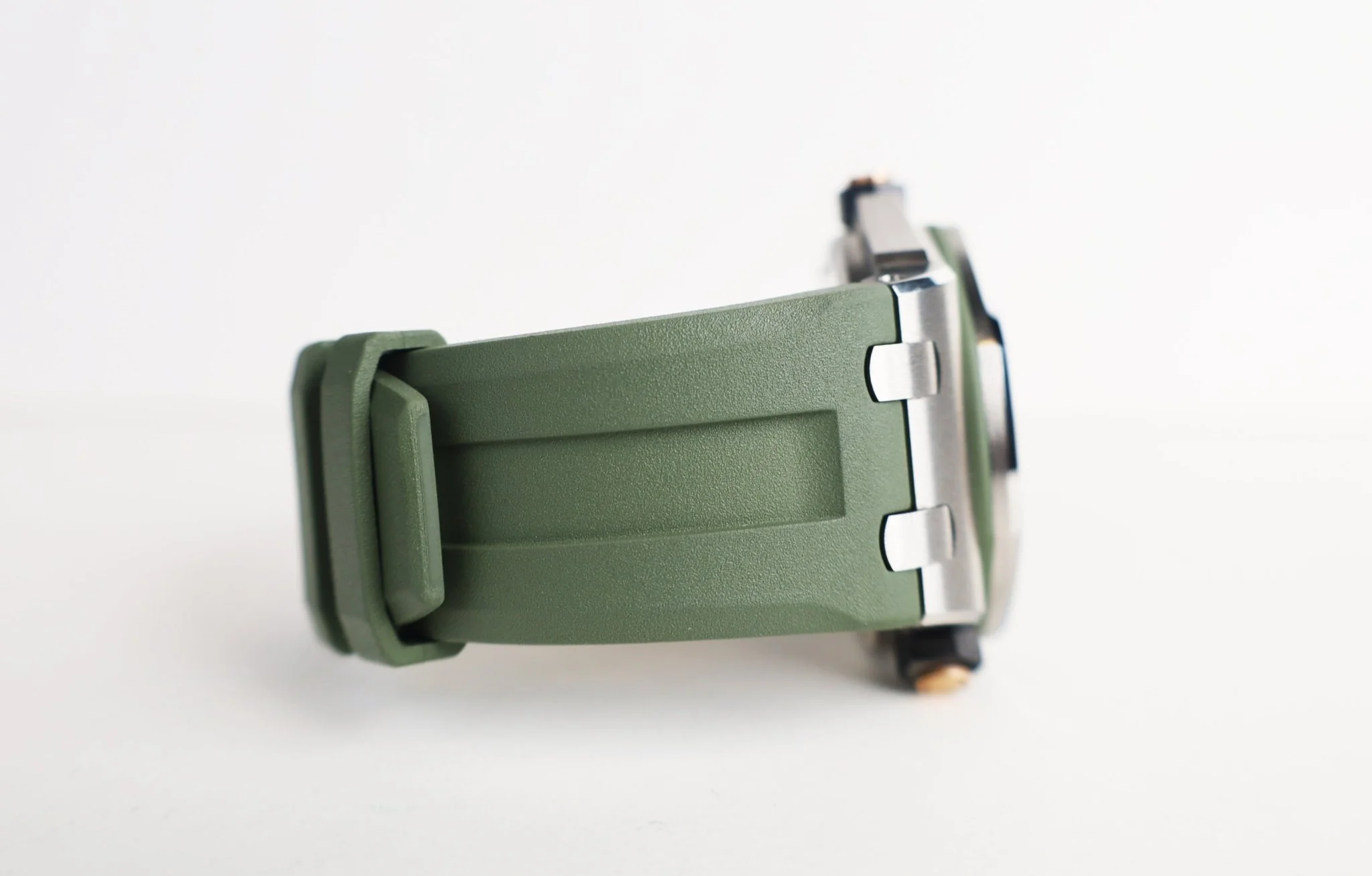 Audemars Piguet Royal Oak Offshore Diver Watch-Green Dial 42mm-15720ST.OO.A052CA.01 - Image 6
