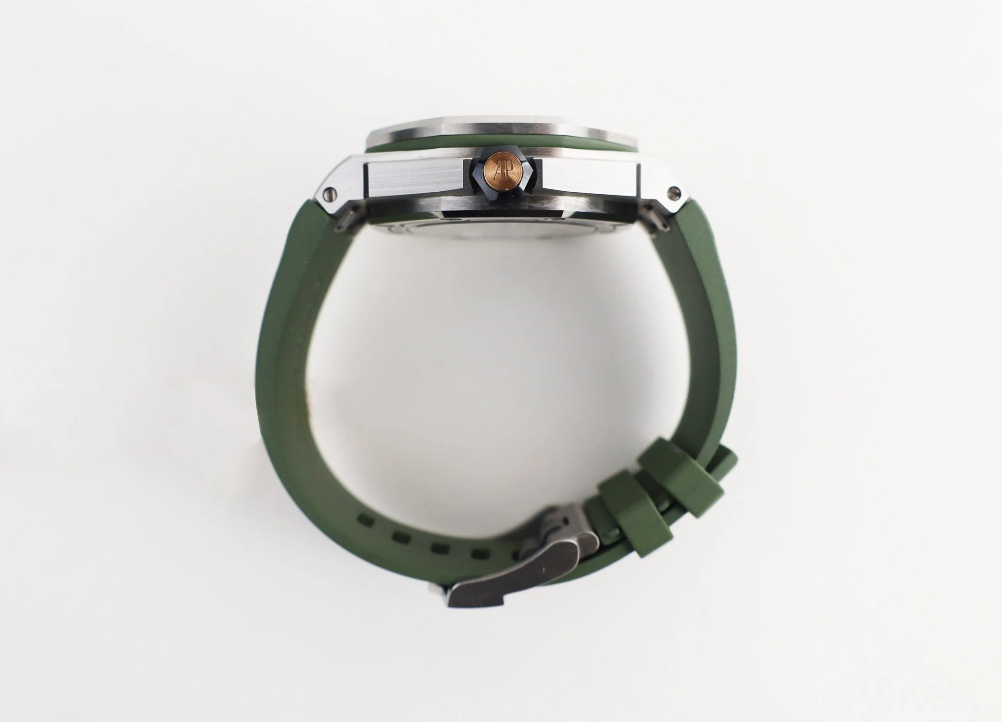 Audemars Piguet Royal Oak Offshore Diver Watch-Green Dial 42mm-15720ST.OO.A052CA.01 - Image 8