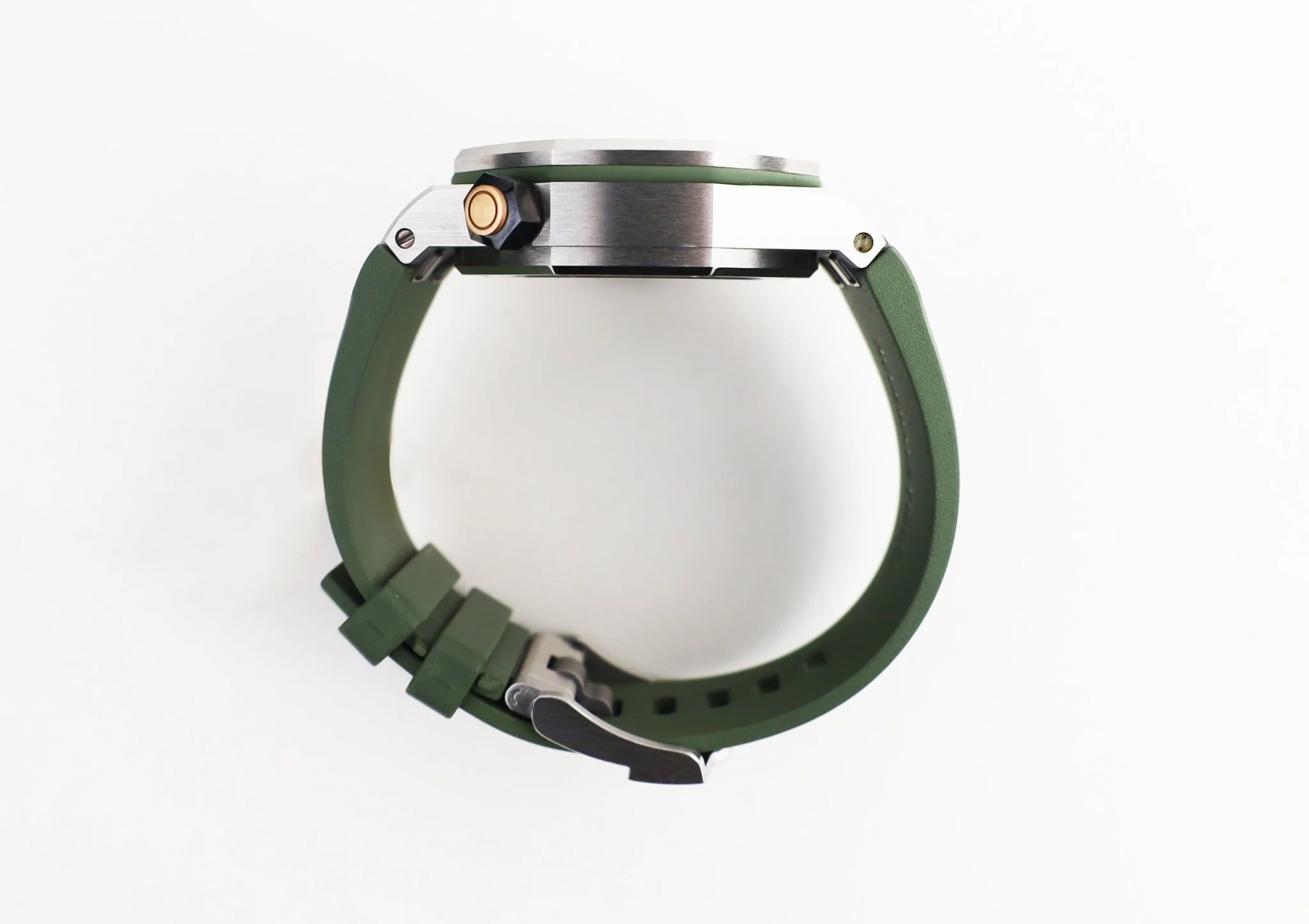 Audemars Piguet Royal Oak Offshore Diver Watch-Green Dial 42mm-15720ST.OO.A052CA.01 - Image 9