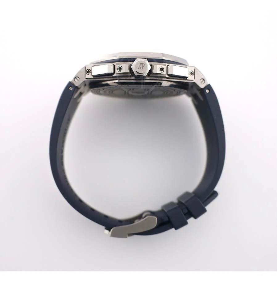 Audemars Piguet Royal Oak Offshore Selfwinding 42mm Chronograph Titanium Blue | 26480TI.OO.A027CA.01 - Image 8