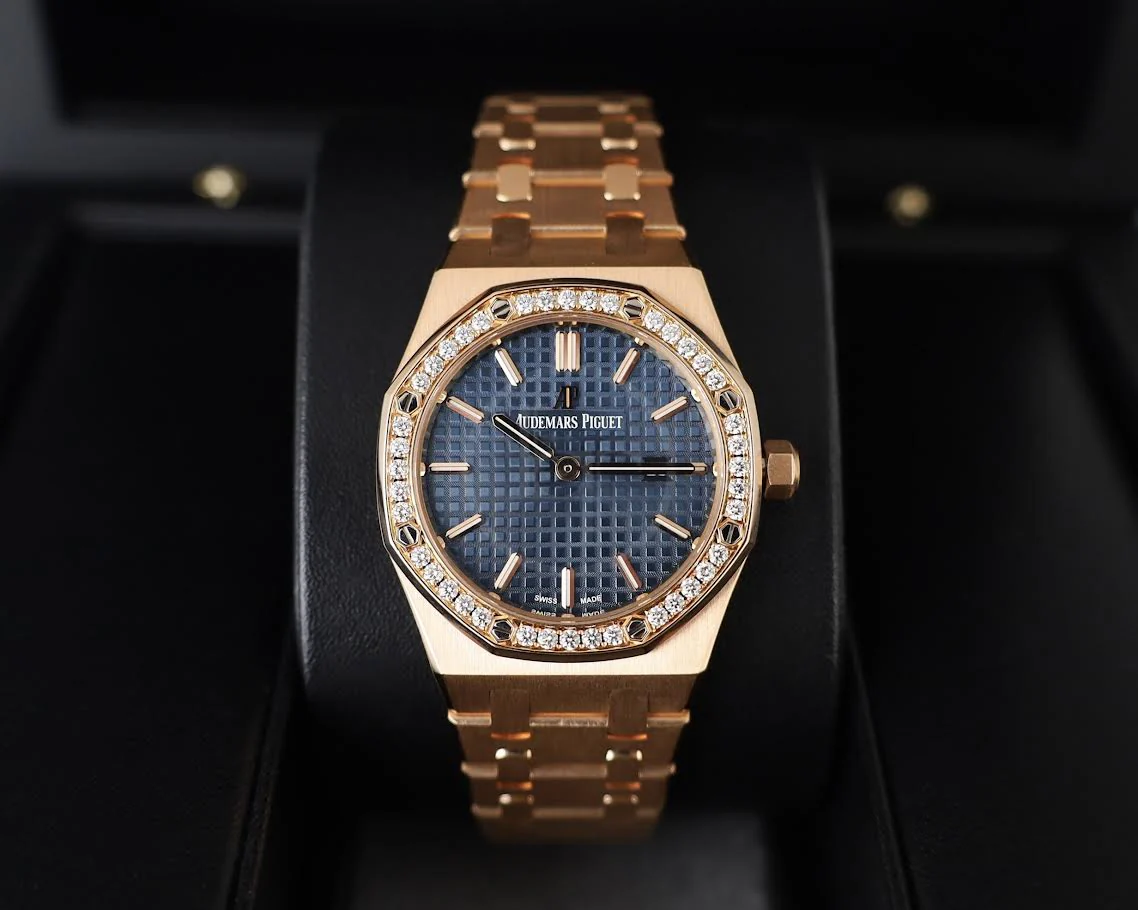 Audemars Piguet Royal Oak Quartz Rose Gold Blue Dial 33mm Diamond Bezel | 67651OR.ZZ.1261OR.02 - Image 3
