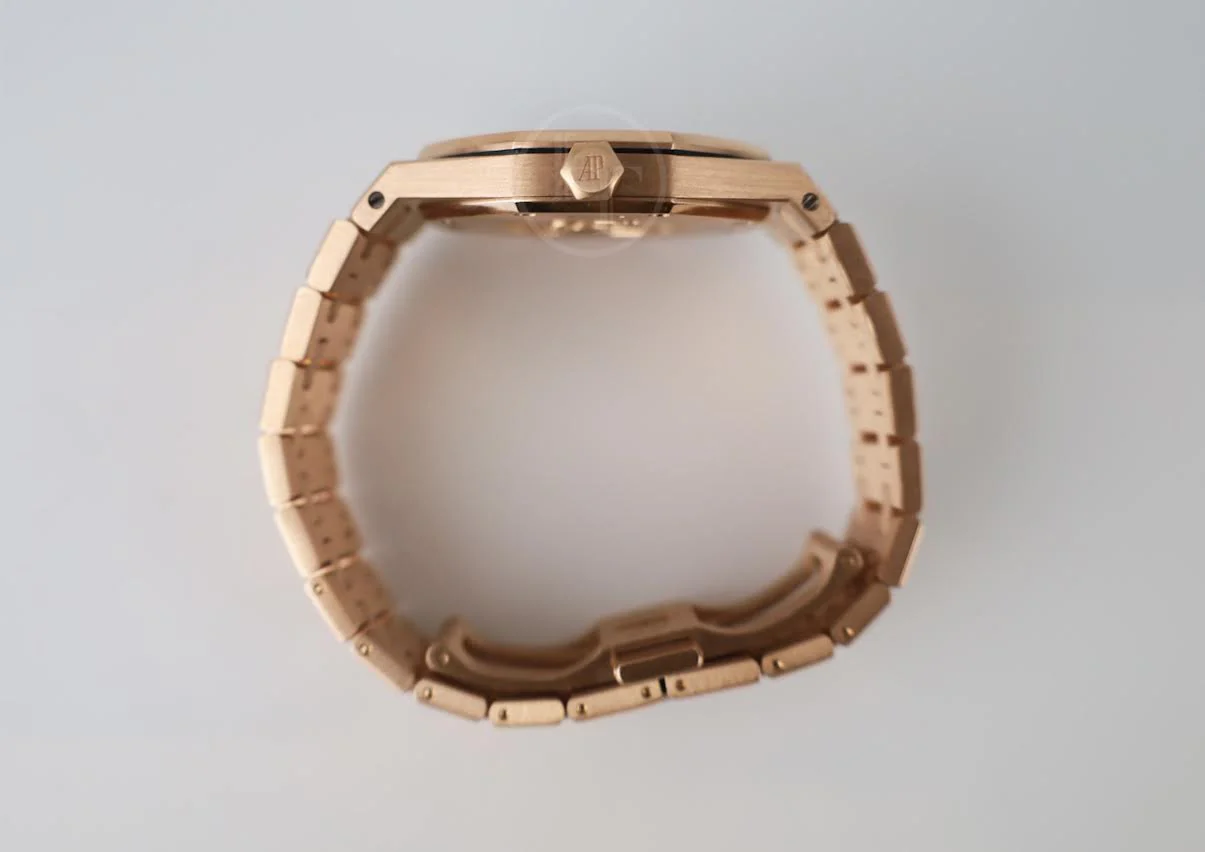 Audemars Piguet Royal Oak Quartz Rose Gold Blue Dial 33mm Diamond Bezel | 67651OR.ZZ.1261OR.02 - Image 7