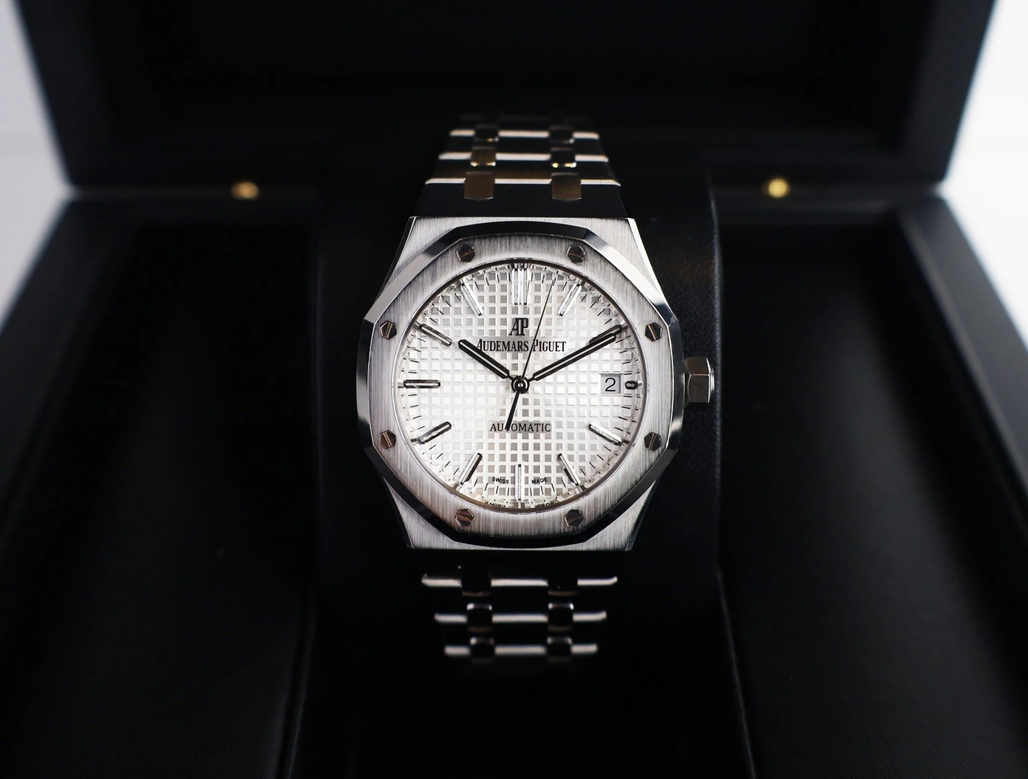 Audemars Piguet Royal Oak Selfwinding 37mm Watch-Silver Dial 37mm-15450ST.OO.1256ST.01 - Image 2