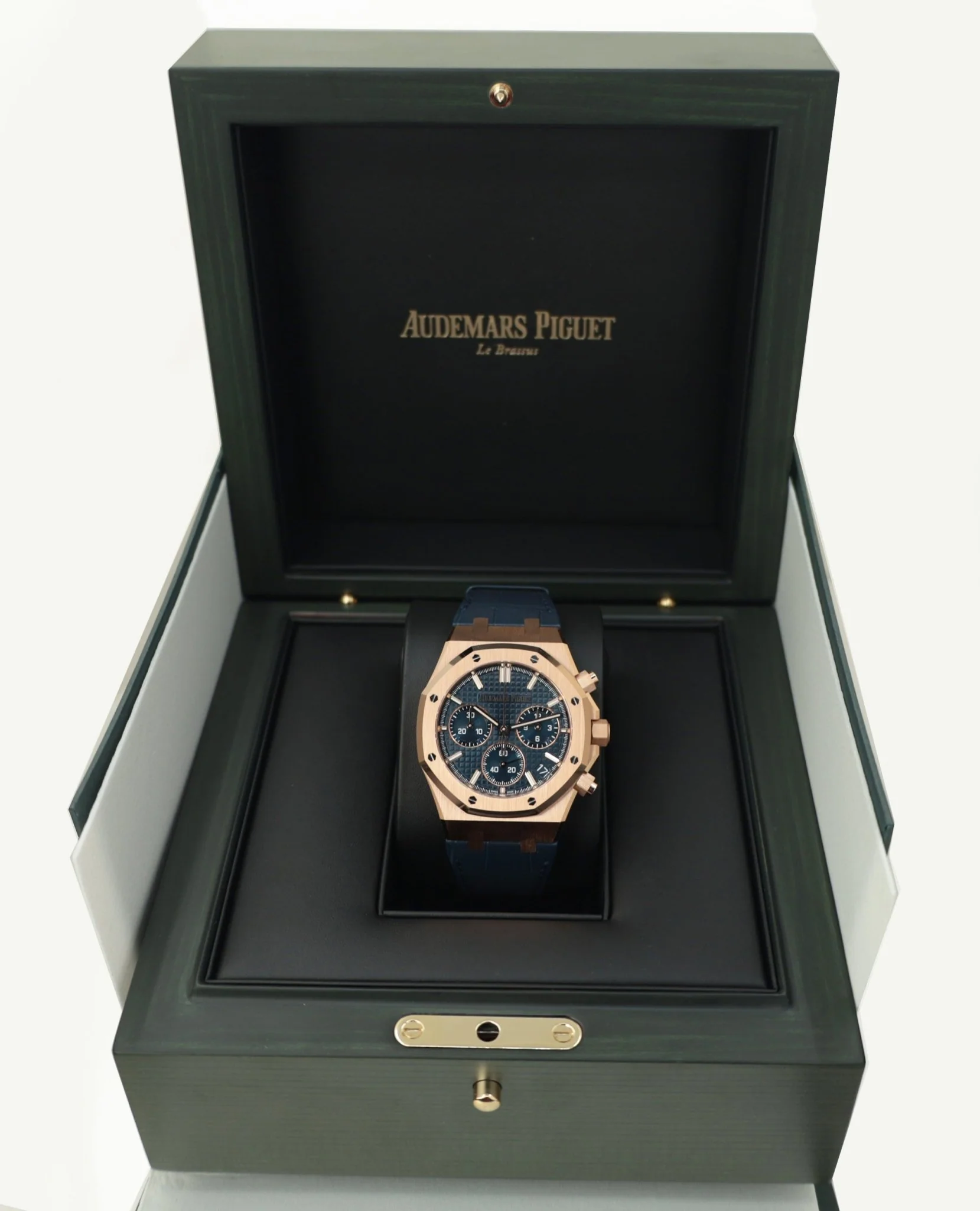 Audemars Piguet Royal Oak Selfwinding Chronograph Rose Gold 41mm Blue Dial 26240OR.OO.D315CR.01 - Image 3