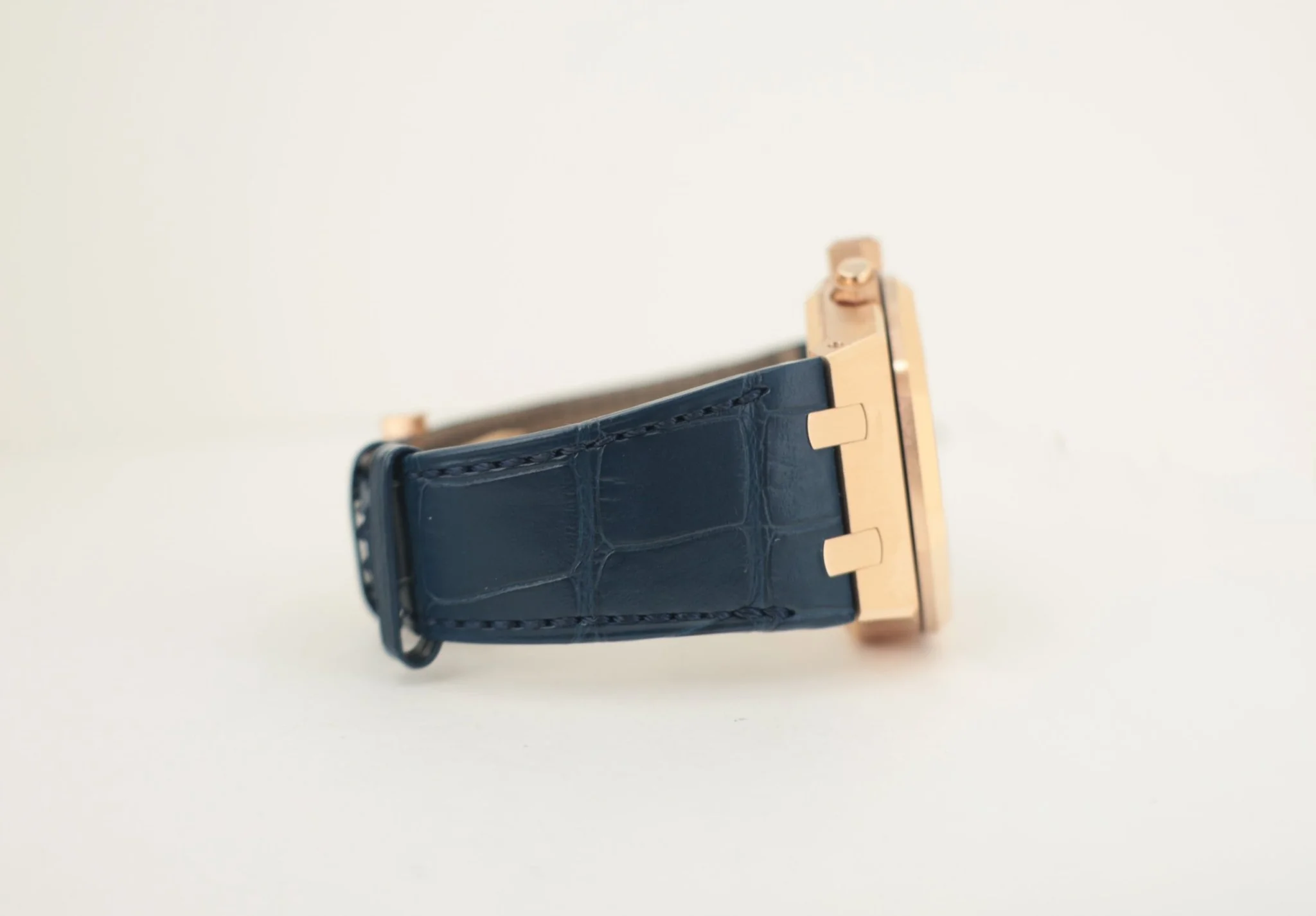 Audemars Piguet Royal Oak Selfwinding Chronograph Rose Gold 41mm Blue Dial 26240OR.OO.D315CR.01 - Image 5