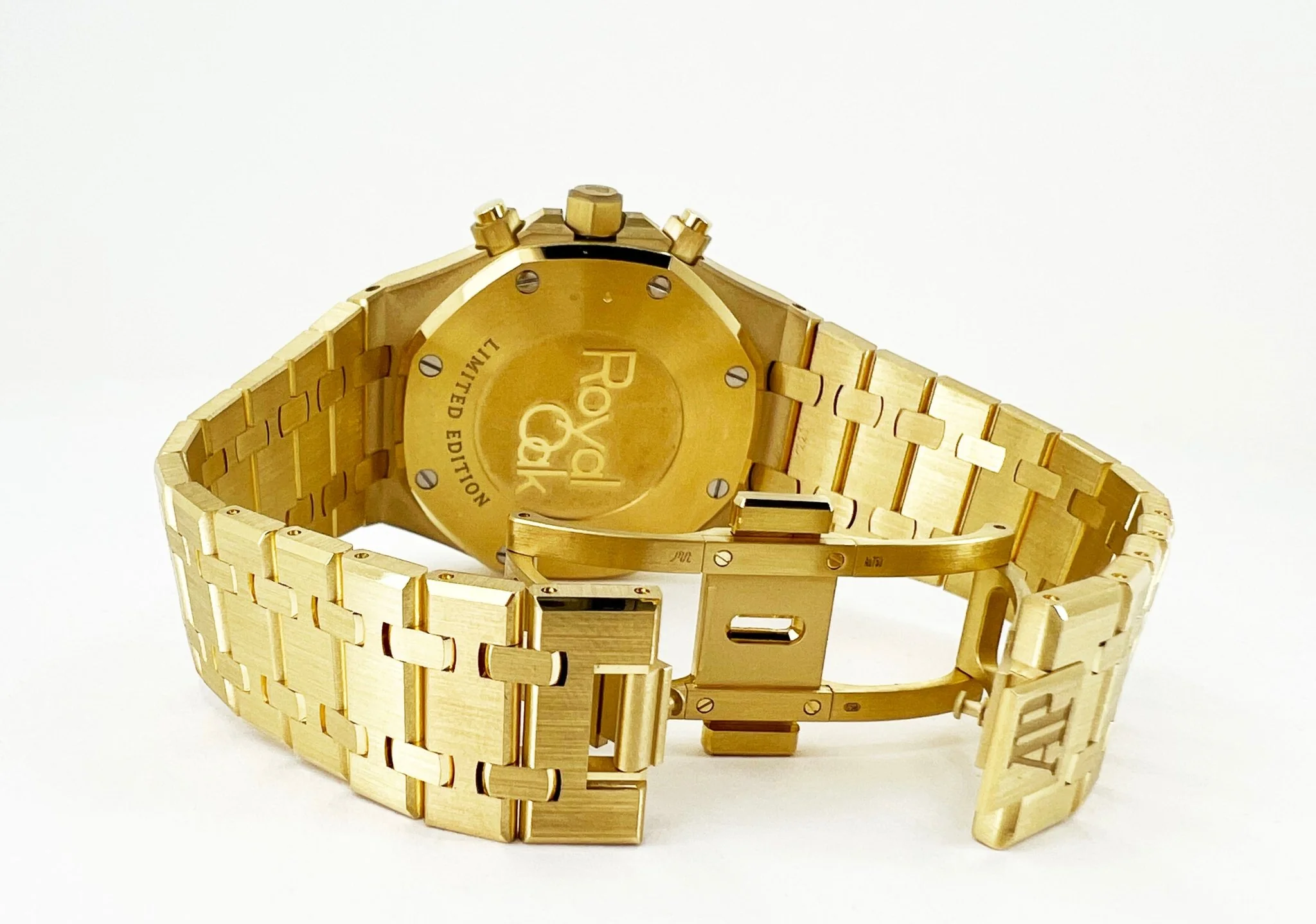 Audemars Piguet Royal Oak Selfwinding Chronograph Yellow Gold 41mm Green Dial Bracelet 26331BA.OO.1220BA.02 - Image 8