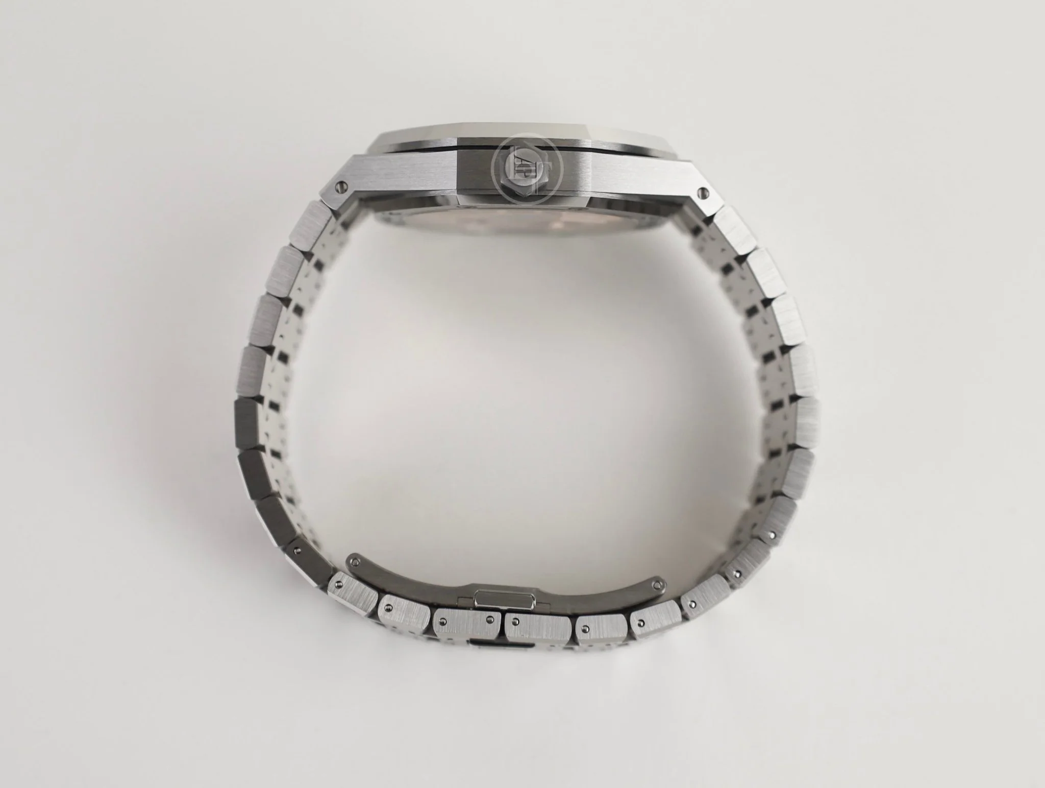Audemars Piguet Royal Oak Selfwinding Watch - 41mm - Stainless Steel - Blue Dial - Calibre 4302-Blue Dial 41mm-15500ST.OO.1220ST.01 - Image 8
