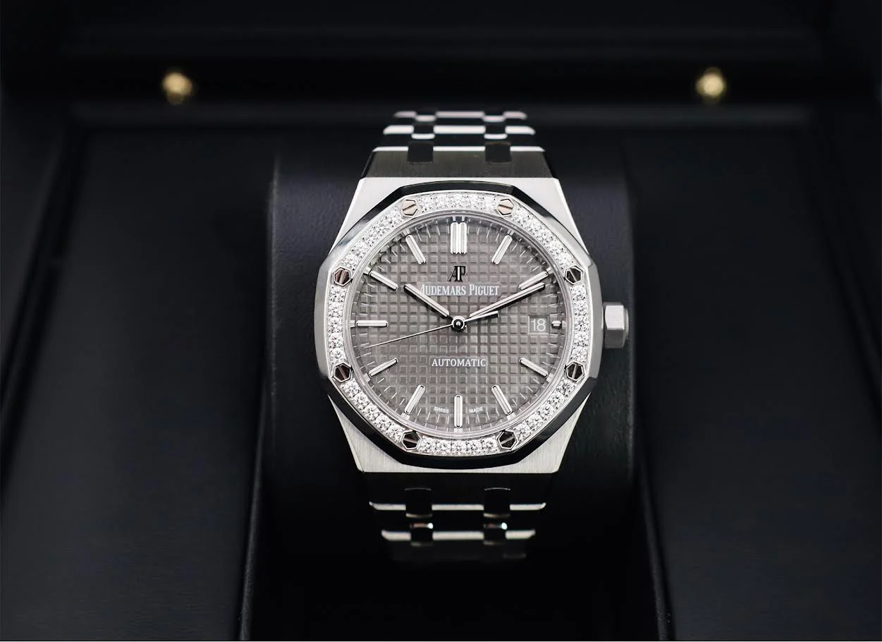 Audemars Piguet Royal Oak Selfwinding Watch-Grey Dial 37mm-15451ST.ZZ.1256ST.02 - Image 3