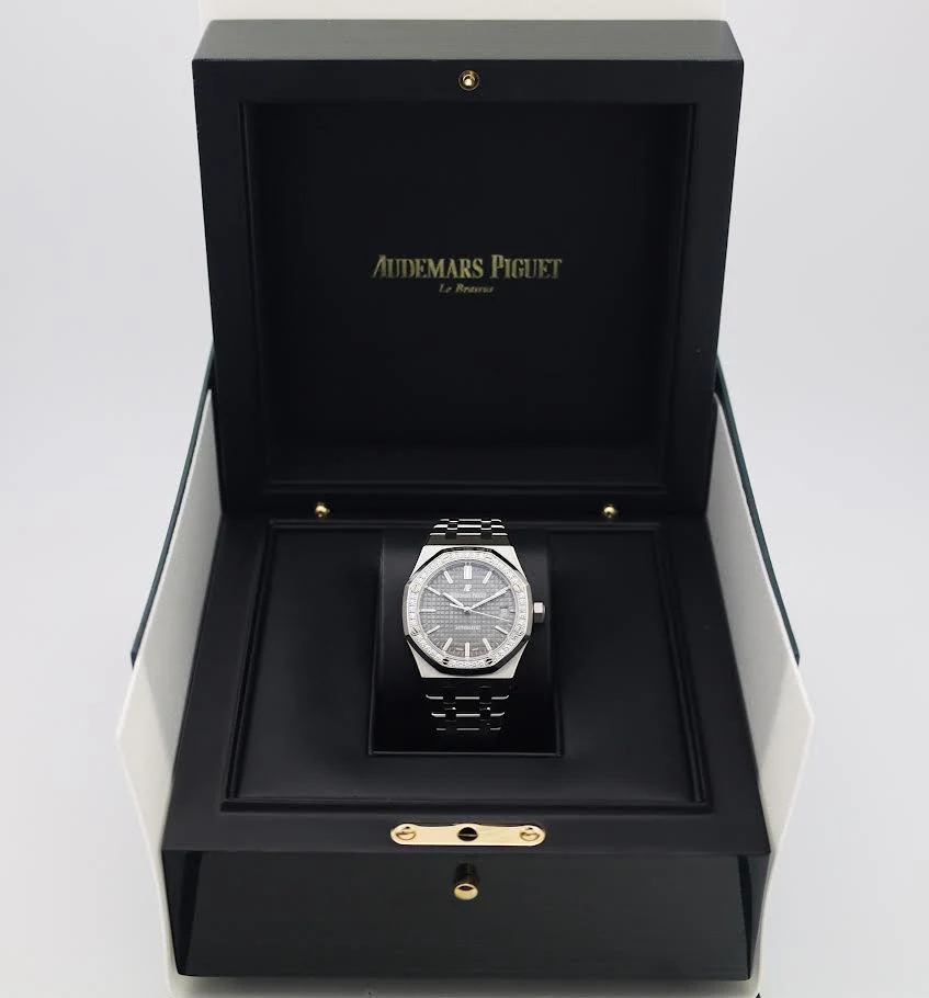 Audemars Piguet Royal Oak Selfwinding Watch-Grey Dial 37mm-15451ST.ZZ.1256ST.02 - Image 4
