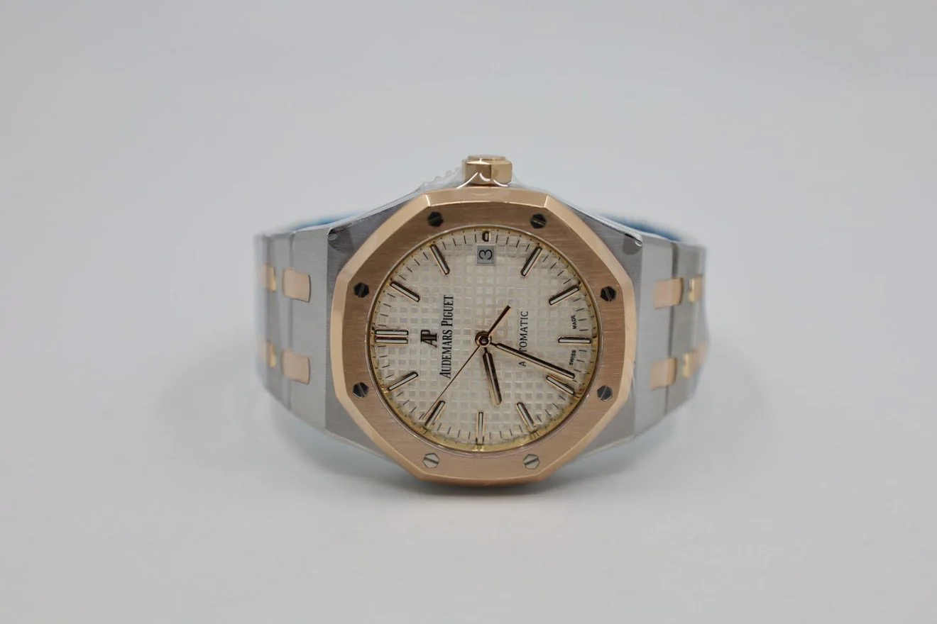 Audemars Piguet Royal Oak Selfwinding Watch-Silver Dial 37mm-15450SR.OO.1256SR.01 - Image 9