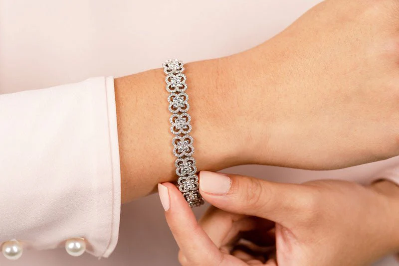 Blossoming Beauty Lab-Grown Diamond Bracelet with 6.26 ct.(finished) 1mm, 2.3mm - Image 3