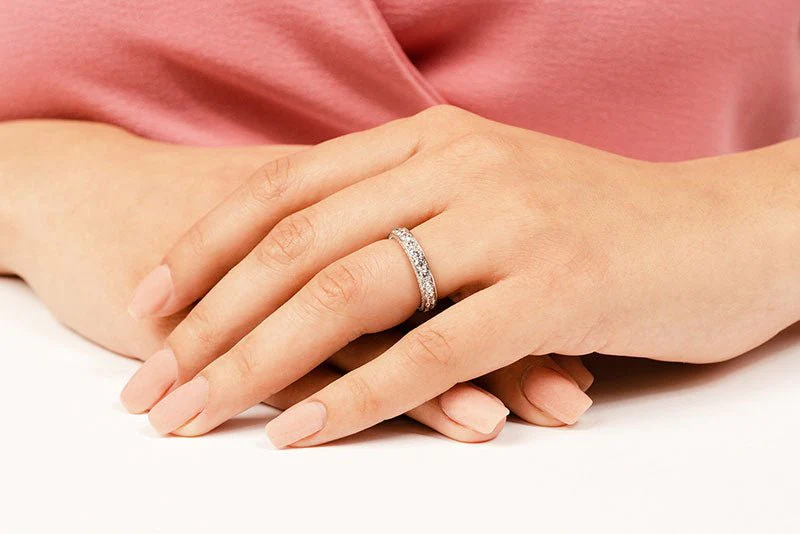 Brilliant Eternity Ring With Side Stones Diamond  with 2.39 ct.(finished) 1mm, 2.8mm - Image 4