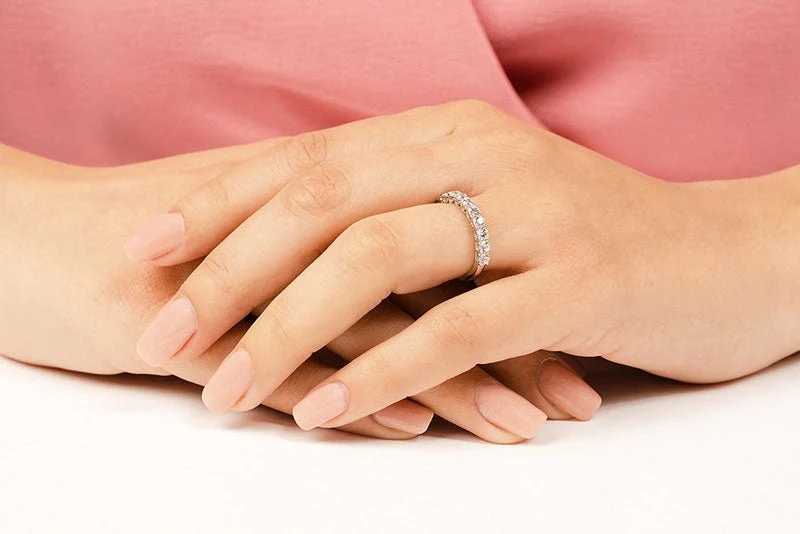 Brilliant Sweetheart Lab-Grown Diamond Anniversary Ring with 1.44 ct.(finished) 3.5mm - Image 3