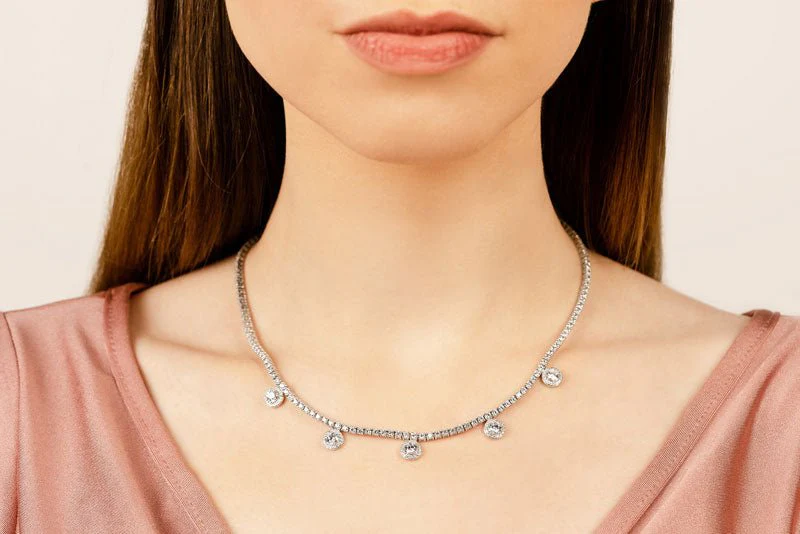 Captivating Diamond Tennis Diamond Necklace with 8.53 ct.(finished) 1mm, 2.2mm, 4.5mm - Image 4
