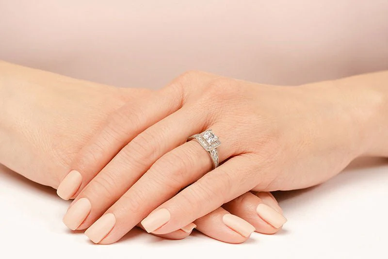 Charming Princess Lab-Grown Diamond Engagement Ring with 2.60 ct. (2.00 ct. center diamond) - Image 3