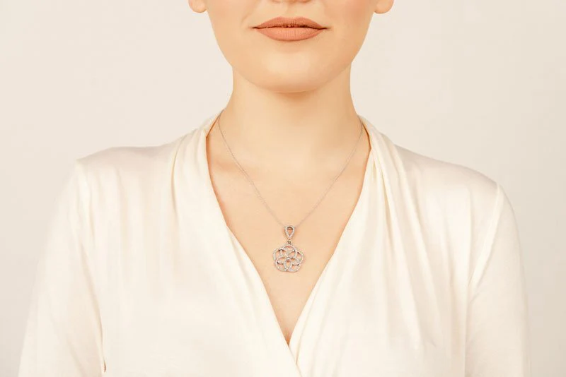 Circles Of Love Lab-Grown Diamond Pendant with 1.12 ct.(finished) 1.2mm, 1.3mm, 3mm - Image 4