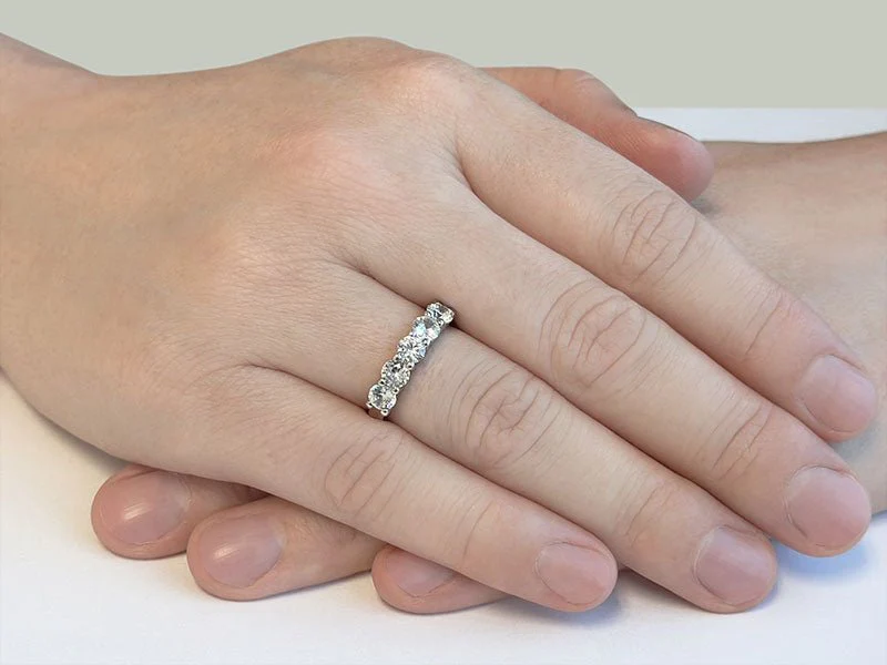 Classic Brilliant Five Stone Anniversary Diamond Ring with 1.00 ct.(finished) 3.75mm - Image 3