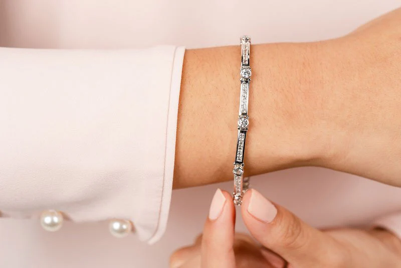 Classic Channel Frame Lab-Grown Diamond Bracelet with 7.02 ct.(finished) 2.5mm, 4.25mm - Image 4