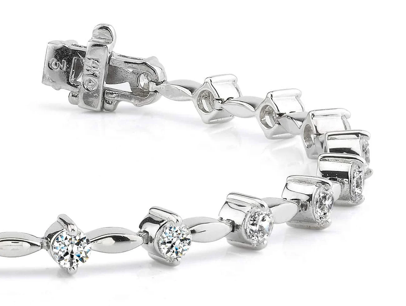 Classic Diamond Link Lab-Grown Diamond Bracelet with 2.06 ct.(finished) 2.8mm