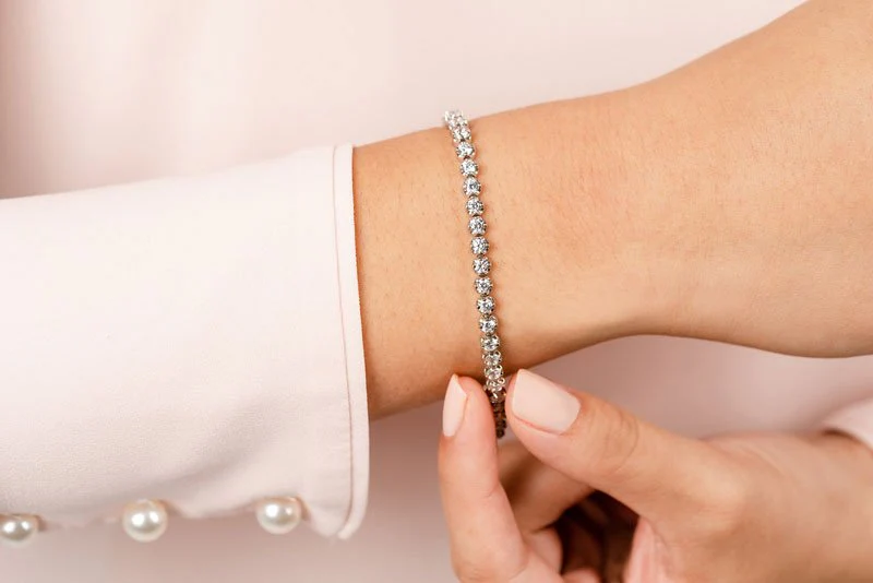 Classic Prong Set Diamond Tennis Bracelet with 6.08 ct.(finished) 3.5mm - Image 4