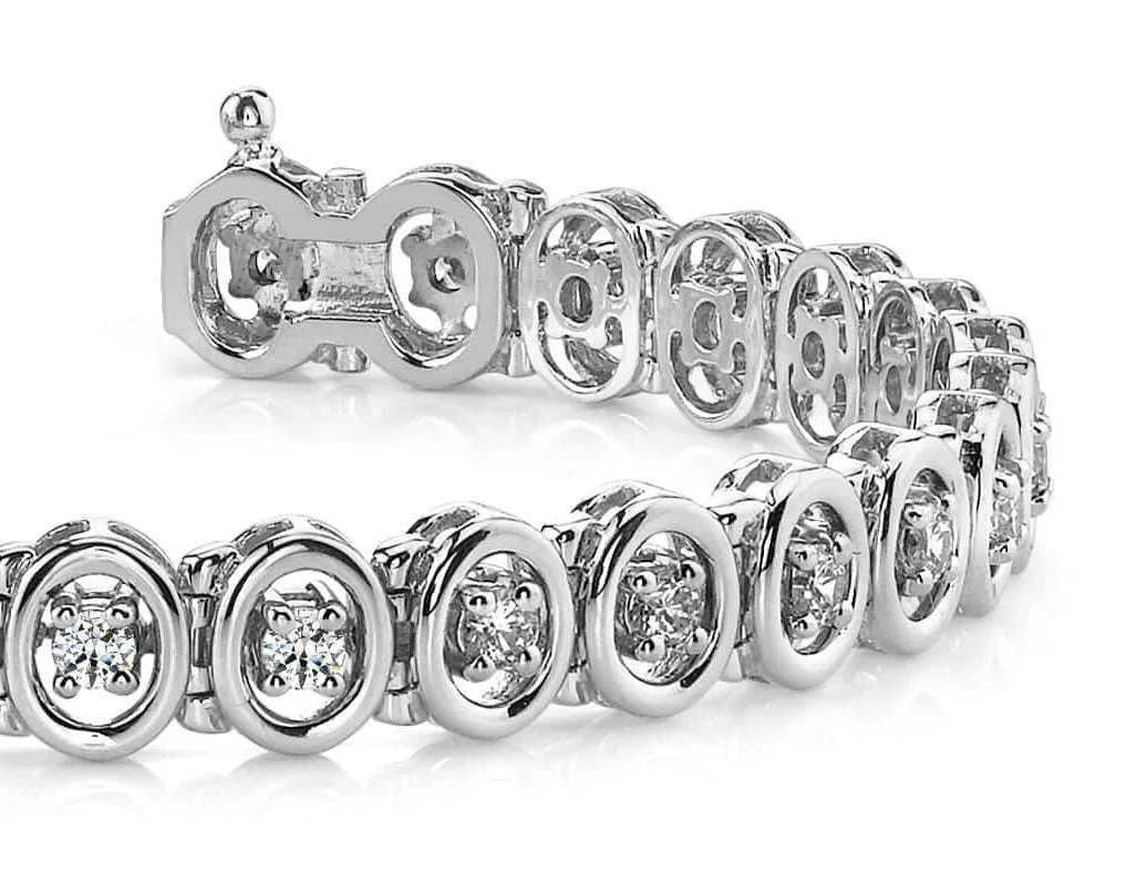 Classic Two Tone Oval Link Diamond Bracelet with 2.60 ct.(finished) 3mm