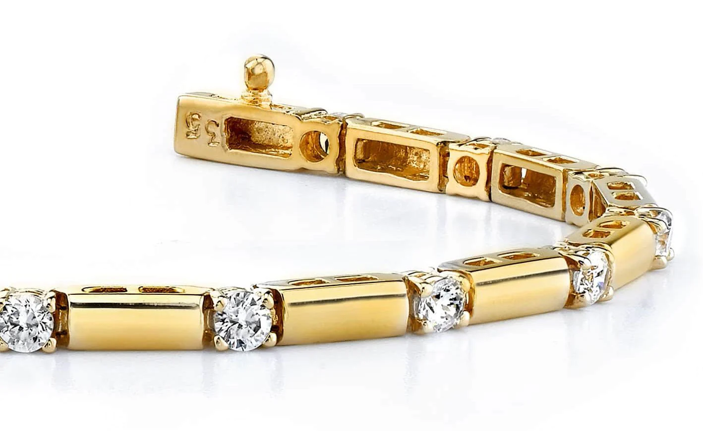 Clean Design Diamond And Bar Diamond Bracelet with 0.95 ct.(finished) 2.25mm - Image 2