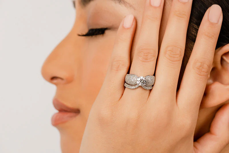 Dazzling Diamond Bridal Set With Side Stones Lab-Grown Diamond  with 2.03 ct. (0.75 ct. center diamond) - Image 4