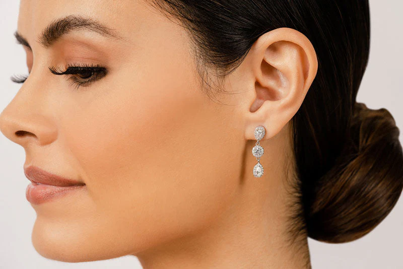 Dazzling Pear And Round Diamond Drop Diamond Earrings with 1.58 ct.(finished) 5x3mm, 1mm, 3.5mm - Image 4