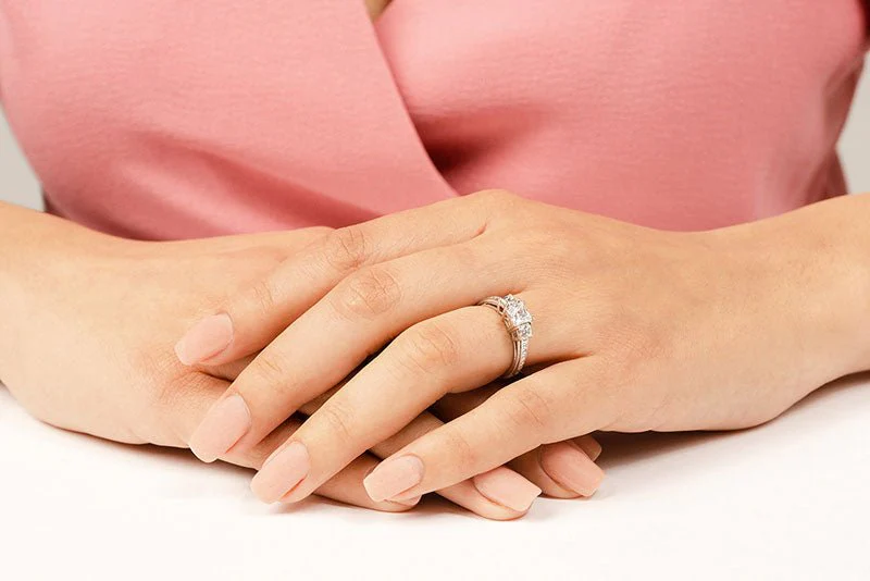 Dazzling Princess Lab-Grown Diamond Engagement Ring with 1.88 ct. (1.00 ct. center diamond) - Image 5