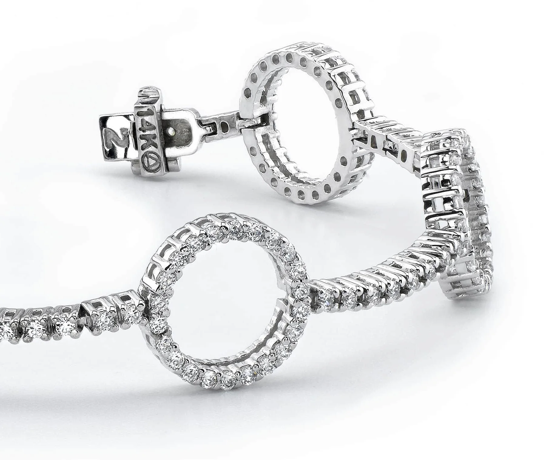 Diamond Circle Of Life Bracelet Lab-Grown Diamond with 2.34 ct.(finished) 1.4mm