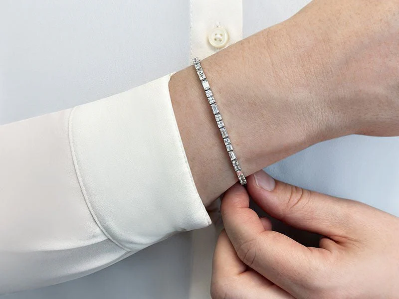 Double Princess and Baguette Lab-Grown Diamond Bracelet with 5.25 ct.(finished) 4x2mm, 2.5mm - Image 3