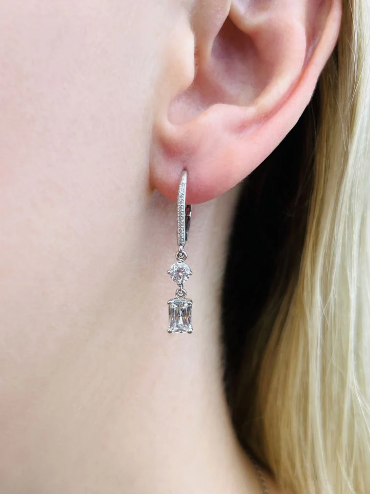 Elegant Emerald And Round Diamond Drop Lab-Grown Diamond Earrings with 0.78 ct.(finished) 5x3mm, 1mm, 2.8mm - Image 3