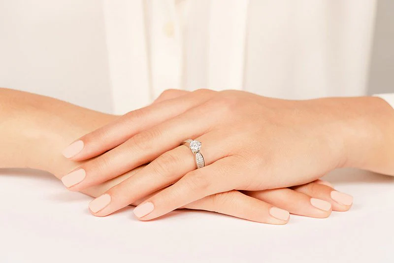 Elegant Six Prong Diamond Engagement Ring with 1.23 ct. (0.75 ct. center diamond) - Image 3